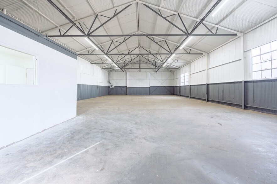 More Photos Of , South Gate Industrial For Sale