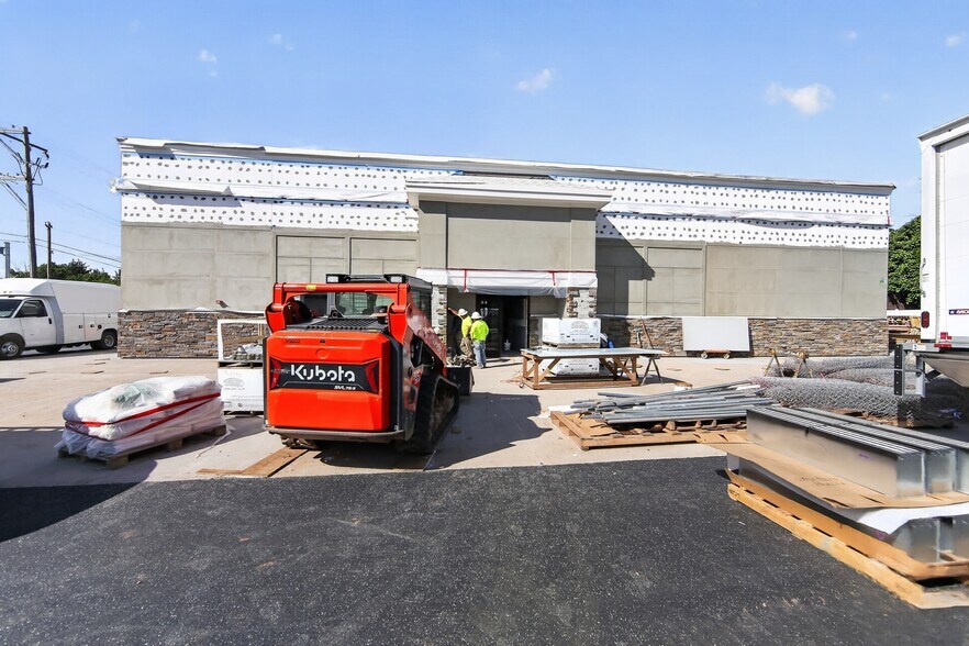 More Photos Of 799 Valley Forge Rd, Phoenixville Service Station For Sale