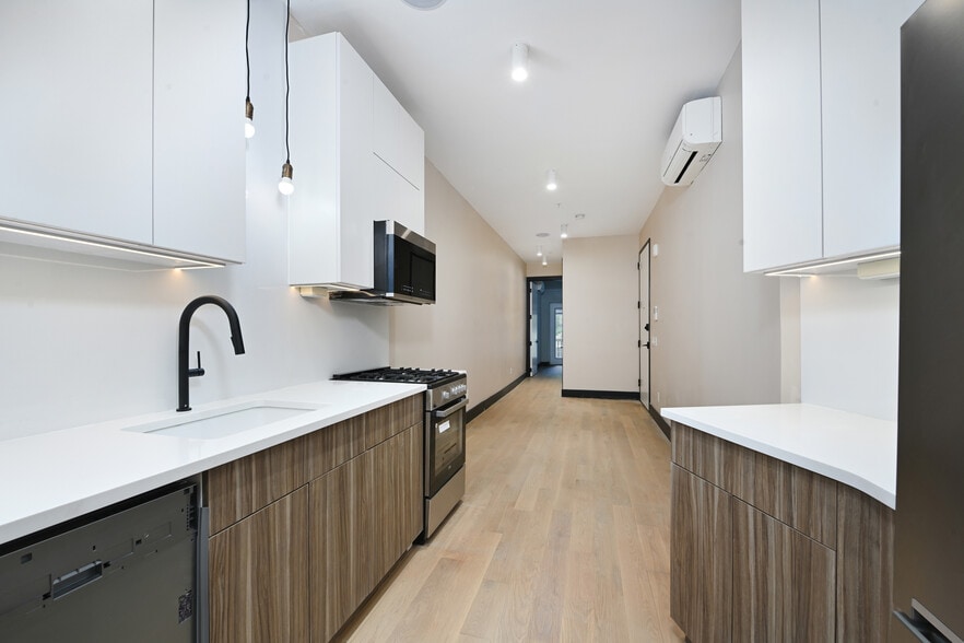 More Photos Of 208 15th St, Jersey City Apartments For Sale