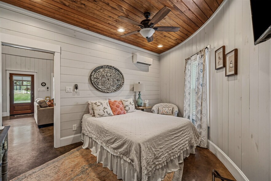 More Photos Of 75 County Road 171, Corinth Lodge Meeting Hall For Sale