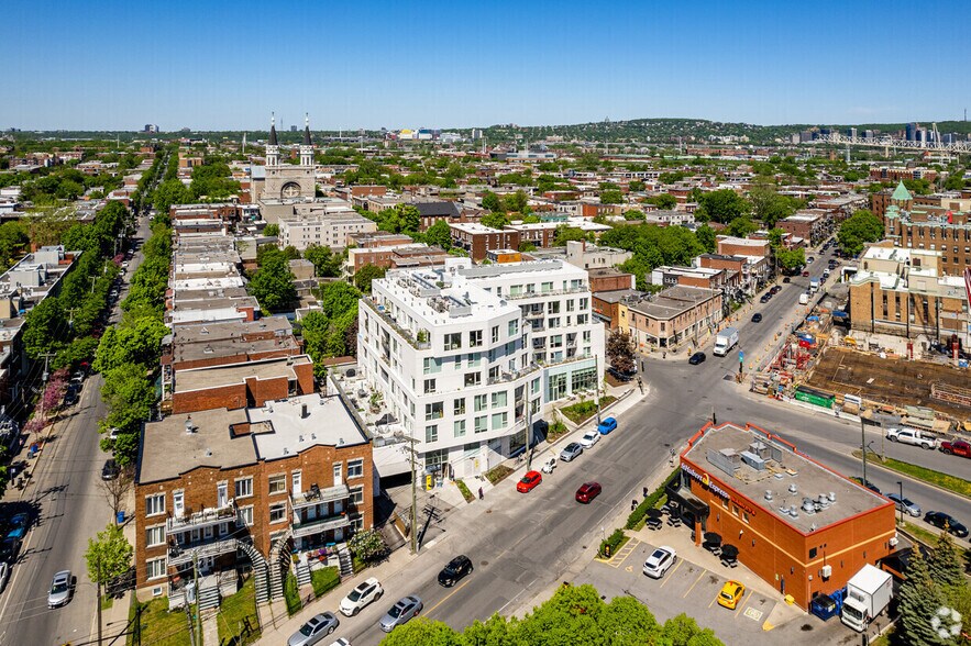 More Photos Of 4137-4147 Boul LaSalle, Montréal Apartments For Sale