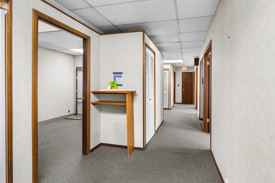 More Photos Of 40 S 6th Ave, Brighton Medical For Lease