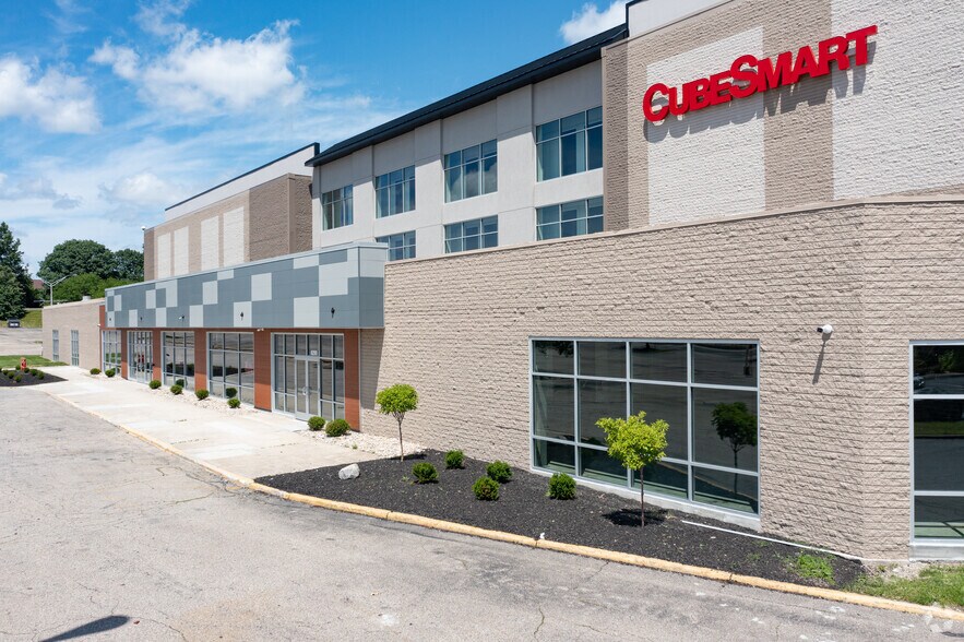 More Photos Of 6300 Glenway Ave, Cincinnati Unknown For Lease