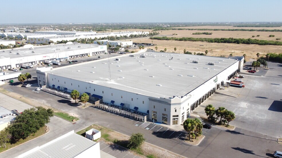 More Photos Of 4401-4409 Wanda Ave, McAllen Refrigeration Cold Storage For Lease