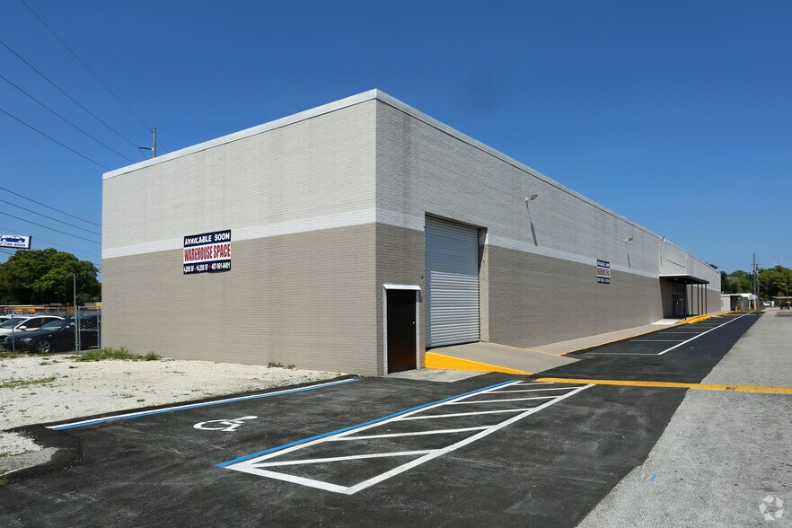 Primary Photo Of 5101 Edgewater Dr, Orlando Warehouse For Lease