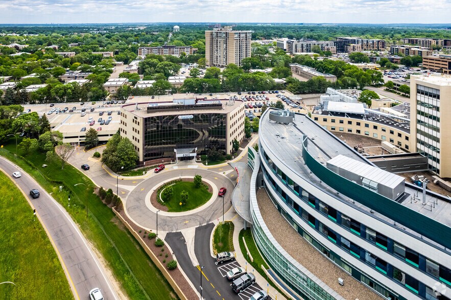 More Photos Of 6363 France Ave S, Edina Office For Sale