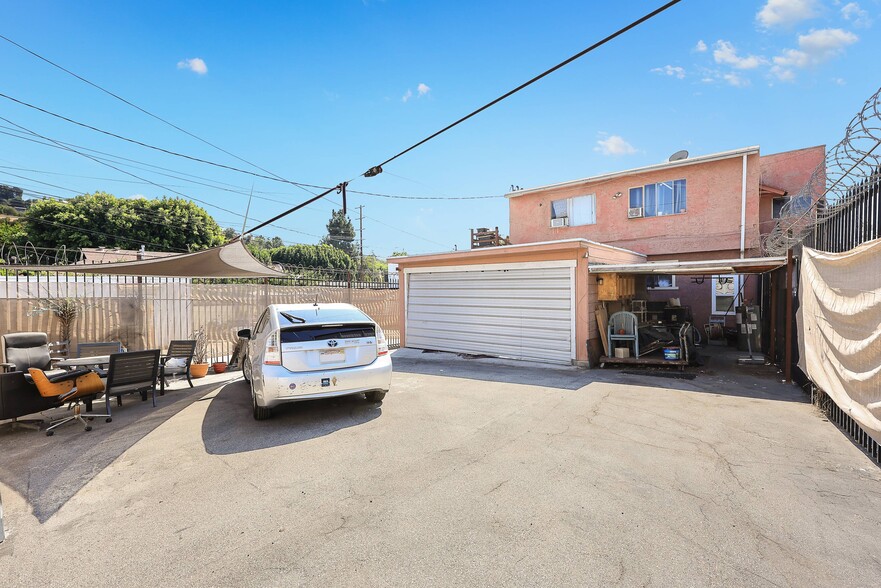 More Photos Of 2709 W Avenue 34, Los Angeles Storefront Retail Residential For Sale