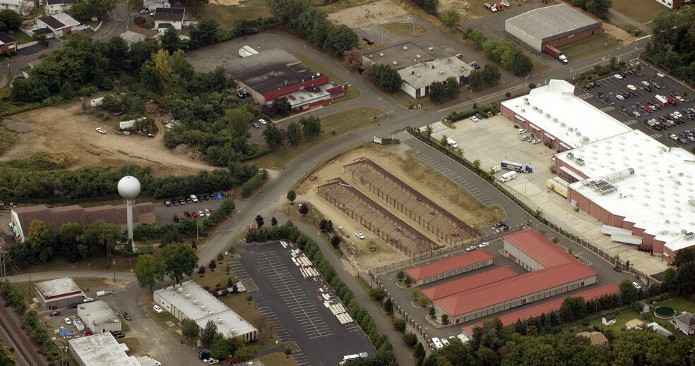 More Photos Of 24 Holt Dr, Stony Point Self Storage For Lease