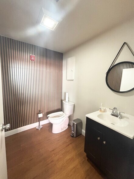 More Photos Of 471-481 Eastern Ave, Malden Storefront Retail Office For Lease