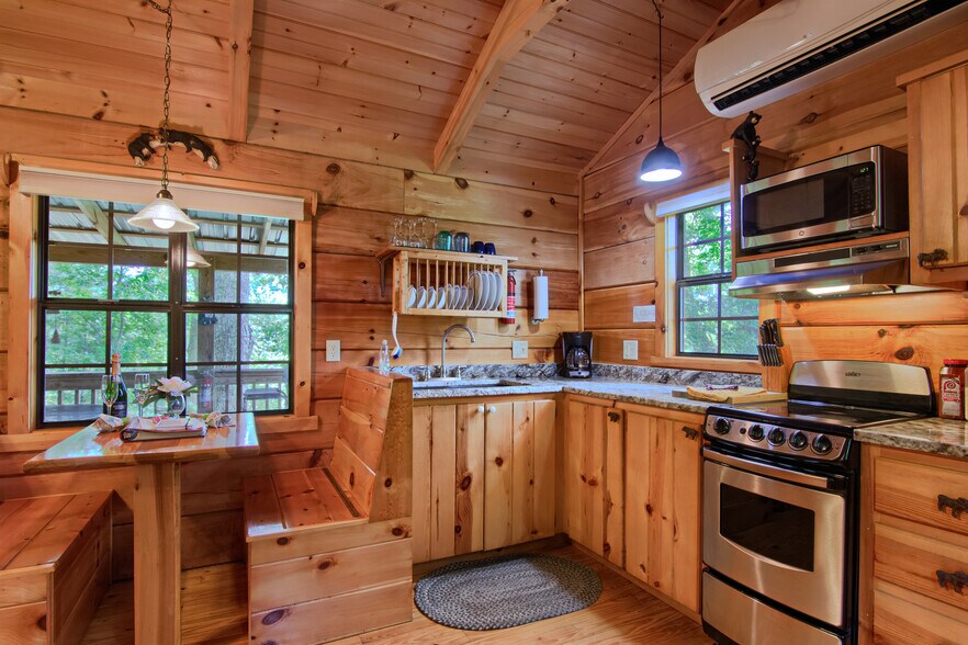 More Photos Of 5830 NC 209 Hwy, Hot Springs Specialty For Sale