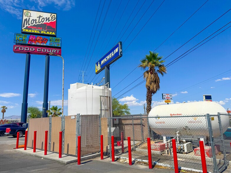 More Photos Of , North Las Vegas General Retail For Sale
