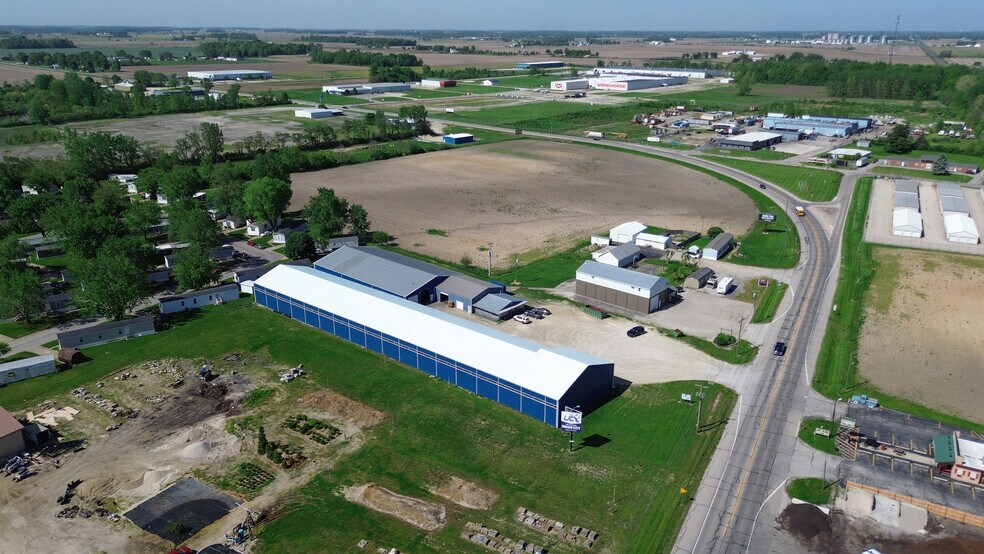 More Photos Of 1303 W Chestnut St, Union City Warehouse For Lease