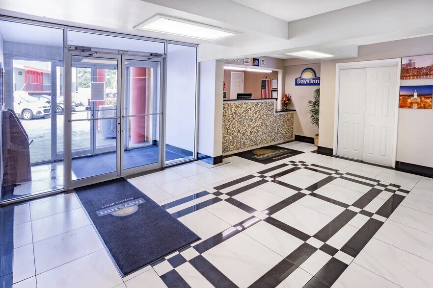 More Photos Of 4498 Washington Rd, East Point Hotel For Sale