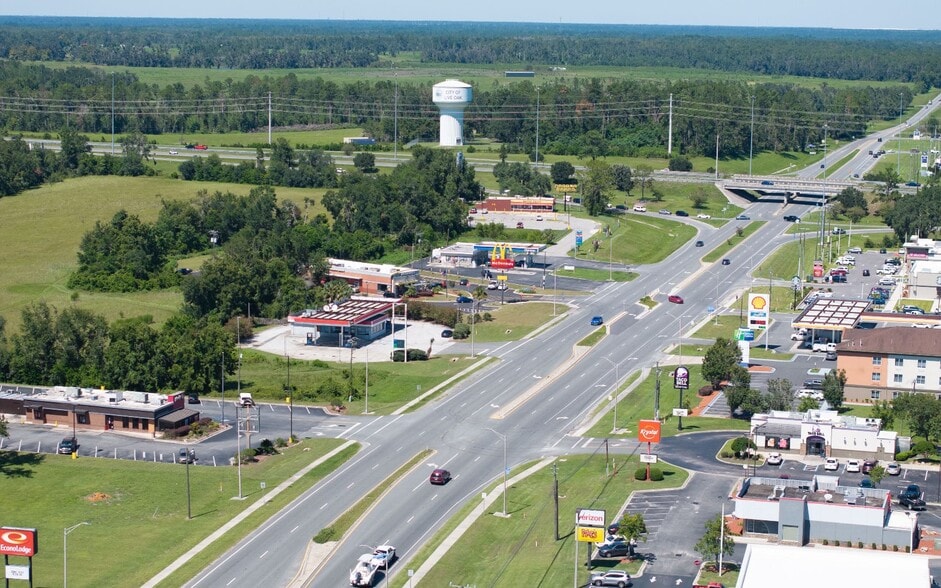 More Photos Of 6669 US-129 Hwy, Live Oak Convenience Store For Sale