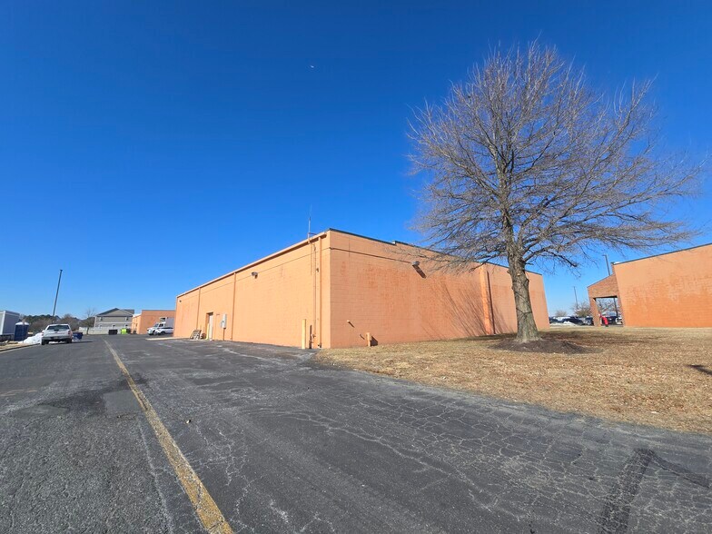 More Photos Of 9561 Bridgeville Center Rd, Bridgeville Storefront For Lease