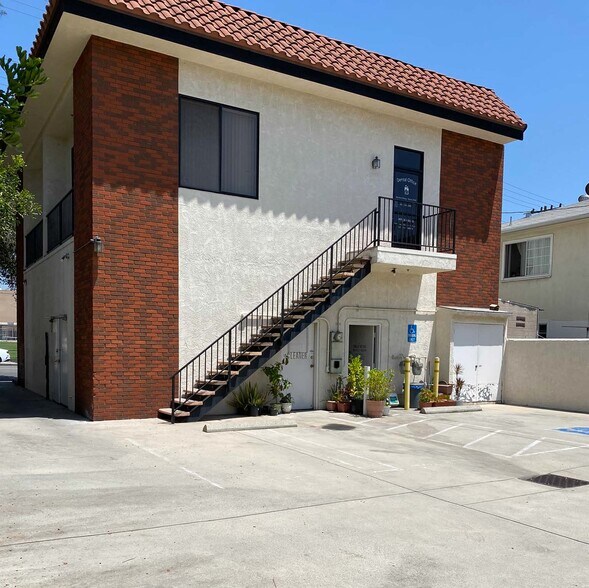 More Photos Of 139 S Verdugo Blvd, Glendale Medical For Sale