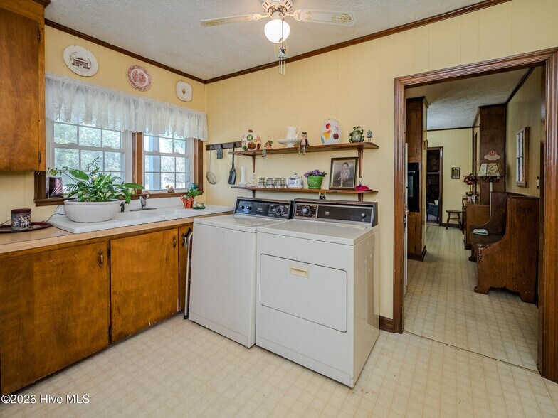 More Photos Of 60 Callahan Rd, Orrum Specialty For Sale