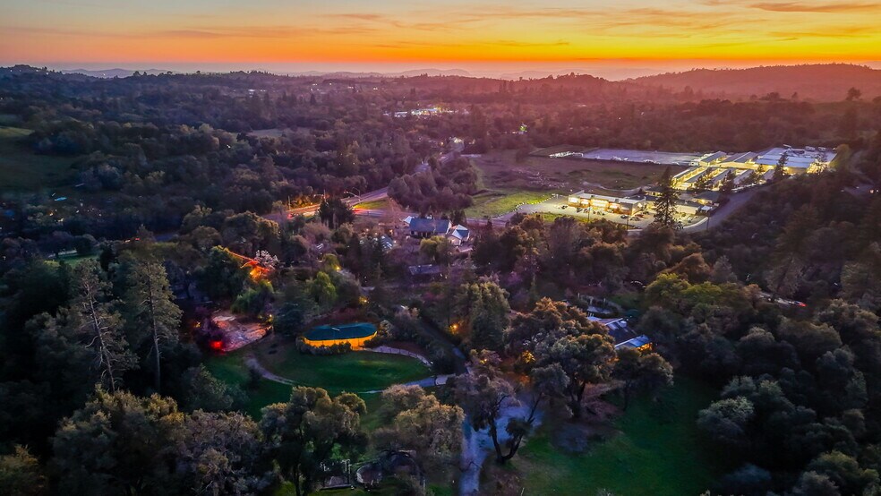 More Photos Of 21645 Parrotts Ferry Rd, Sonora Specialty For Sale