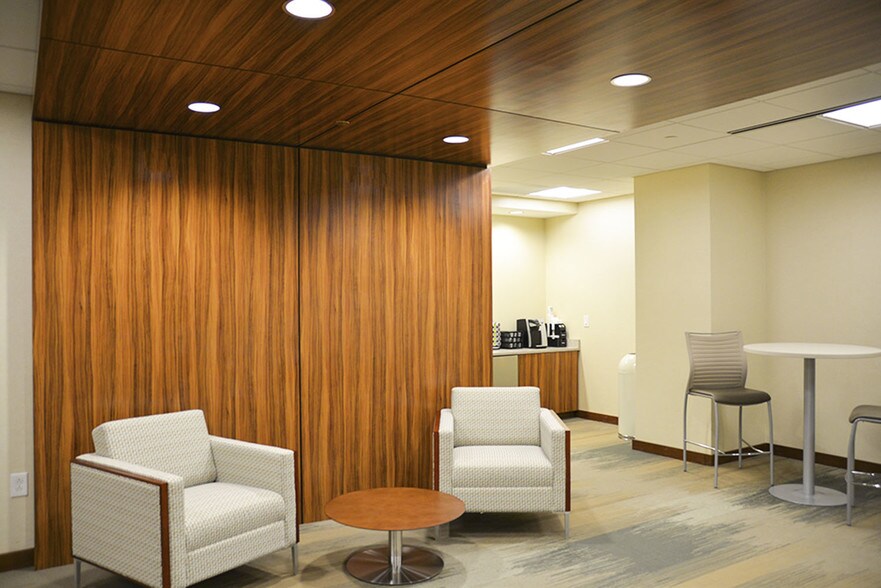 More Photos Of 2101 Rexford Rd, Charlotte Office For Lease