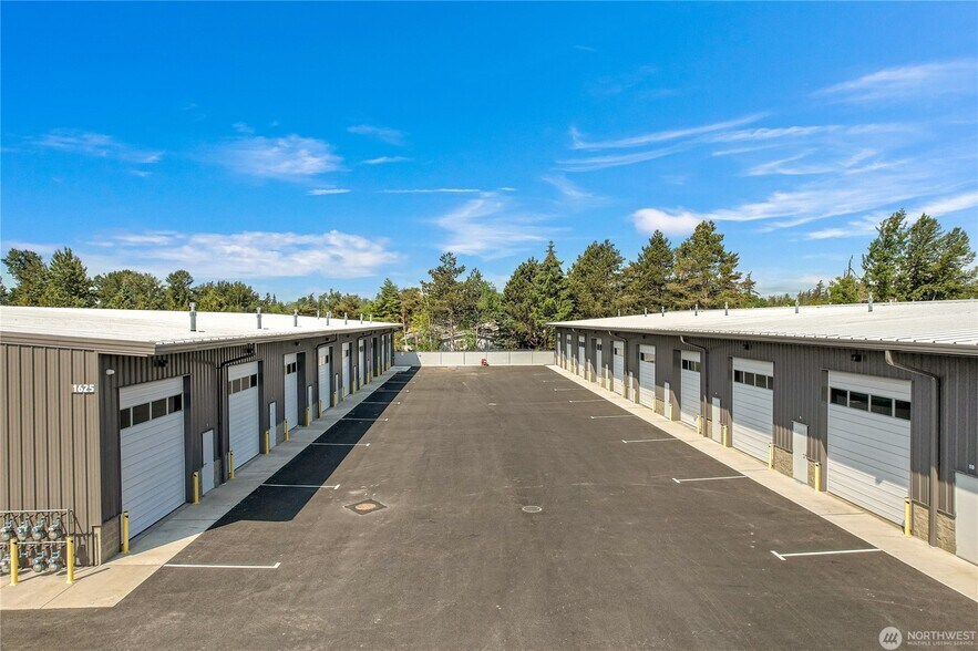 More Photos Of 1631 Jills Ct, Bellingham Flex For Sale