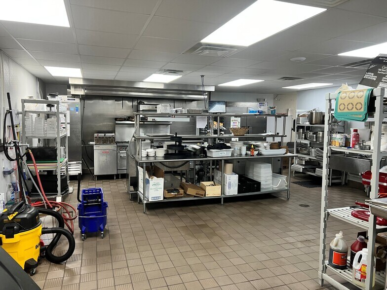 More Photos Of 1019 Jefferson St, Lynchburg Restaurant For Lease