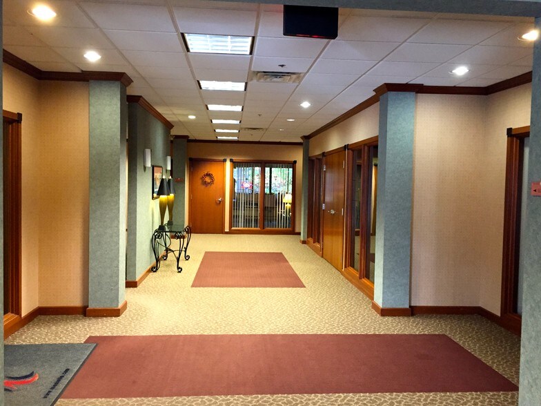 More Photos Of 436 Amherst St, Nashua Medical For Lease