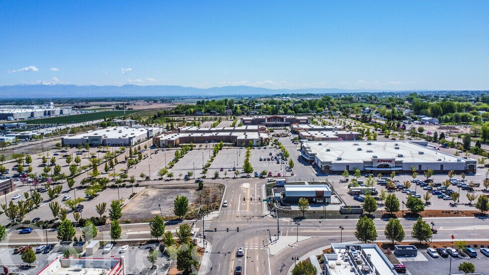 More Photos Of 1200 N Happy Valley Rd, Nampa Unknown For Lease