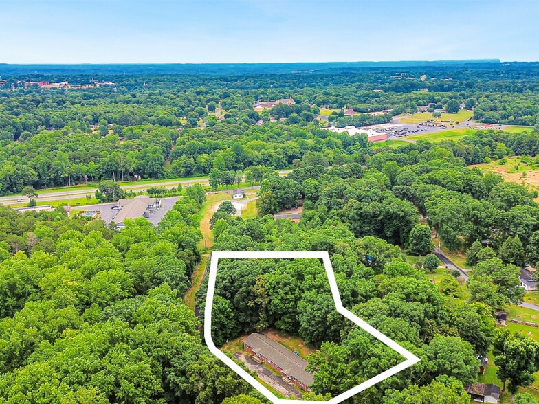 More Photos Of 144 Nottingham Dr, Forest City Apartments For Sale