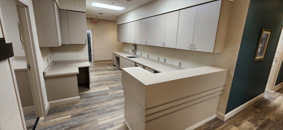 More Photos Of 200 Arh Ln, Low Moor Hospital For Sale