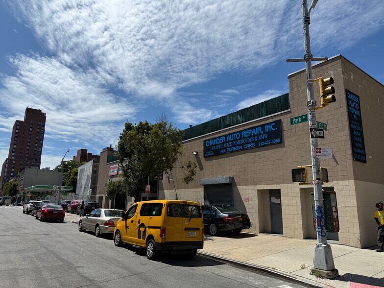 More Photos Of 1908 Park Ave, New York Service For Sale