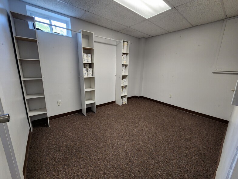 More Photos Of 310 Wade Hampton Blvd, Greenville Freestanding For Sale