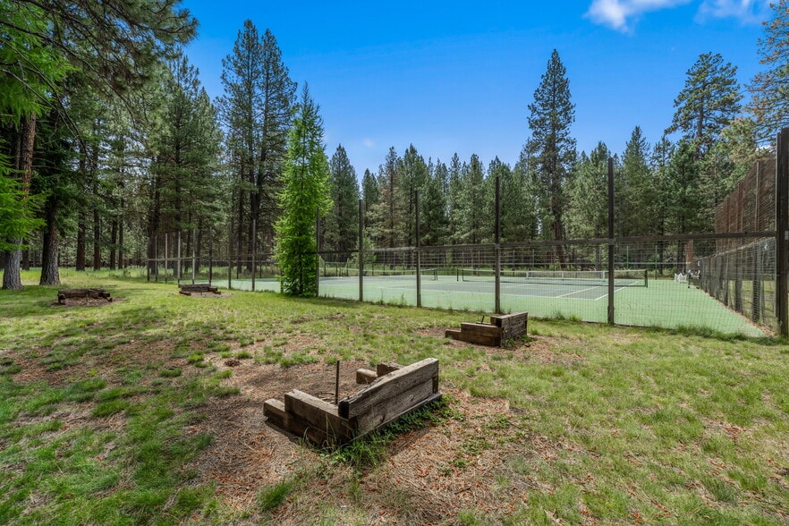More Photos Of 13375 SW Forest Service Rd, Camp Sherman Hotel For Sale