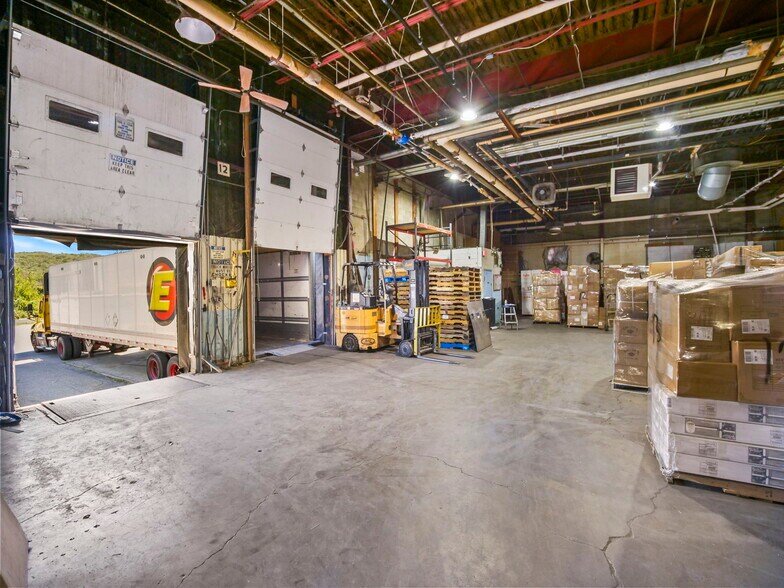 More Photos Of 1434-1440 County Rd 565, Sussex Manufacturing For Sale