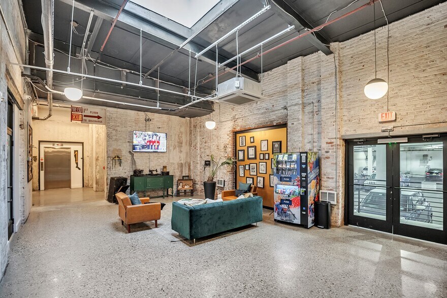 More Photos Of 2000 N 2nd St, Philadelphia Apartments For Lease