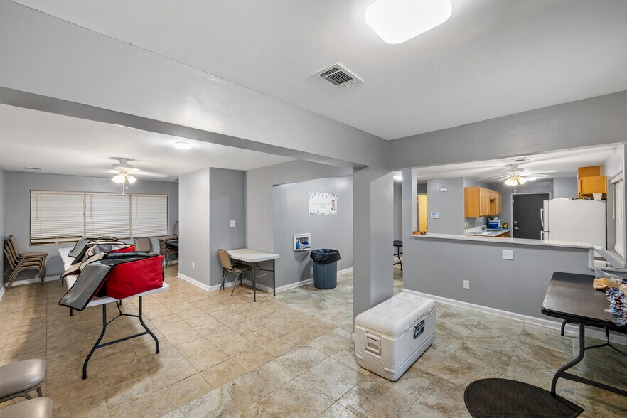 More Photos Of 4239 Flat Shoals Pky, Decatur Religious Facility For Sale