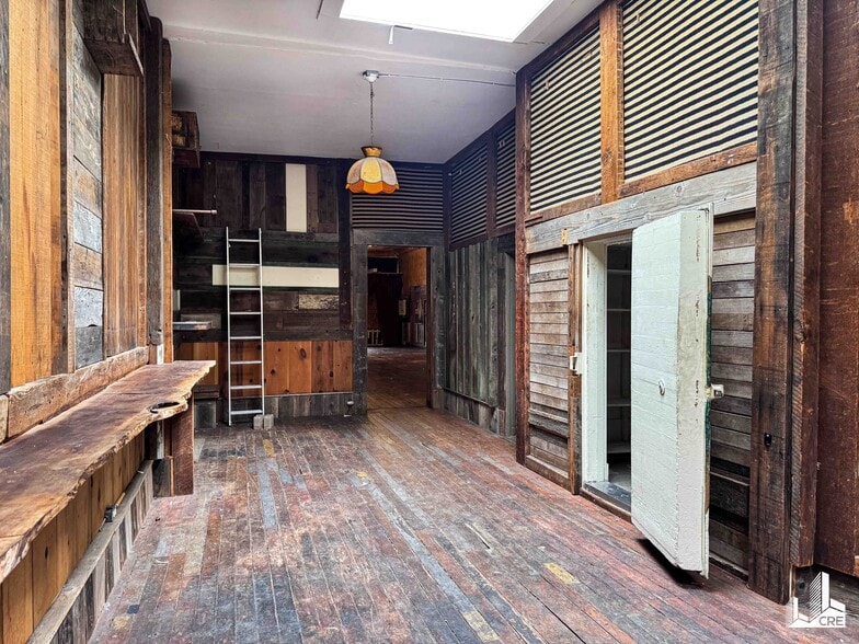 More Photos Of 2391-2393 Mission St, San Francisco Multifamily For Sale