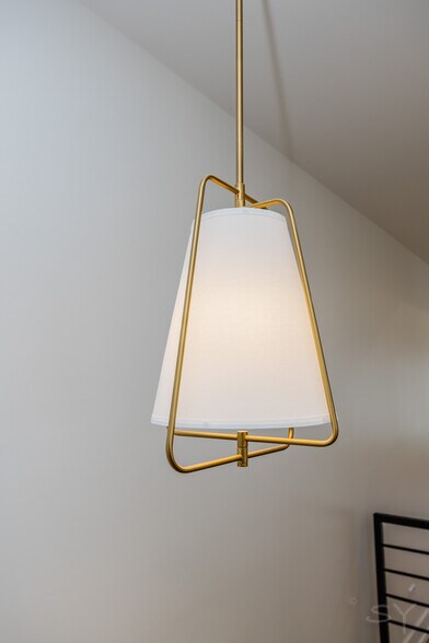 More Photos Of 6044 Eberhart ave, Chicago Apartments For Sale