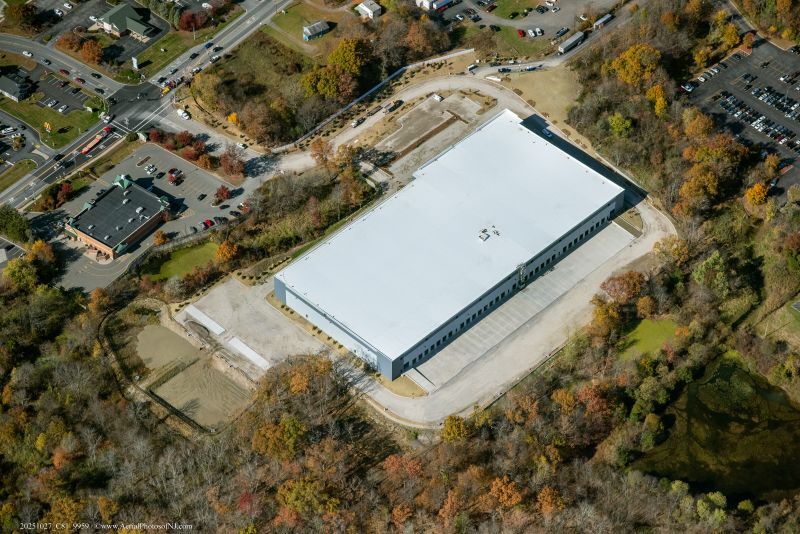 More Photos Of 14 Moosilauke Dr, Montgomery Distribution For Lease