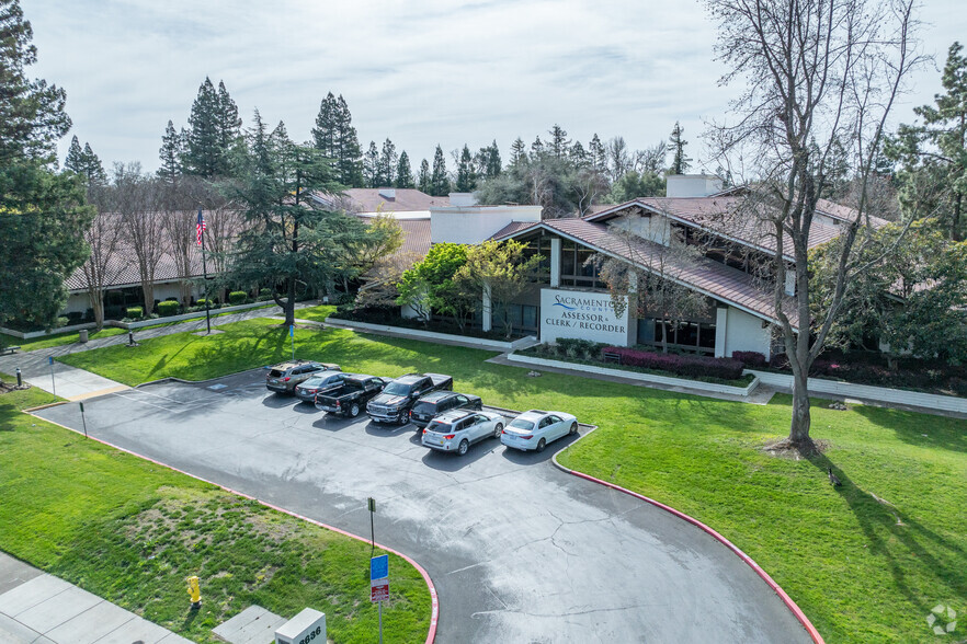 Primary Photo Of 3636-3640 American River Dr, Sacramento Office For Lease