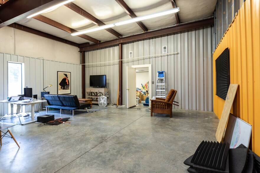 More Photos Of 5211 Union Rd., Gastonia Warehouse For Sale