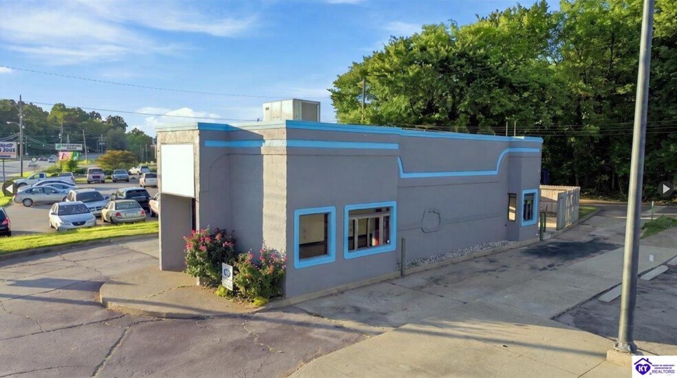 Primary Photo Of 541 W Dixie Ave, Elizabethtown Freestanding For Sale