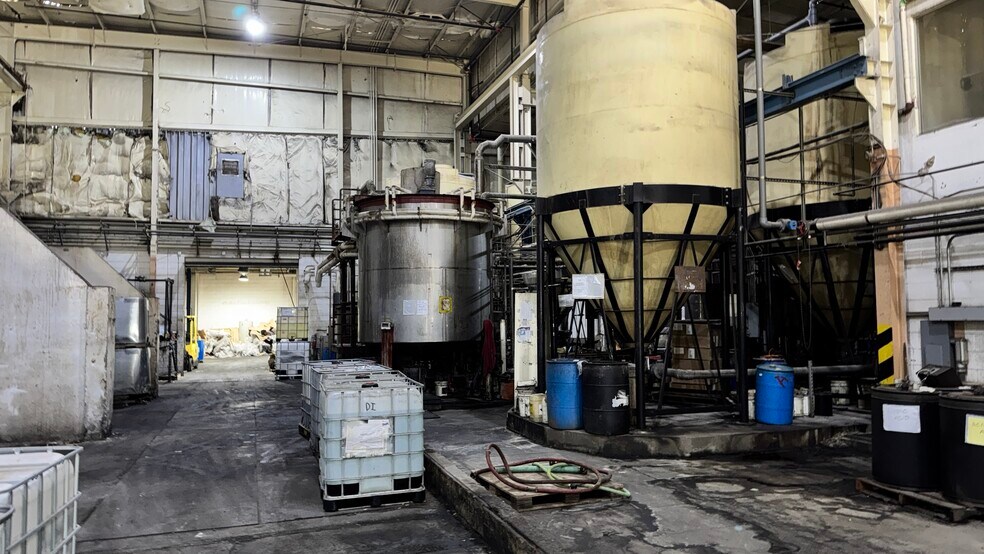 More Photos Of 14305 Cocoa Avenue, Reno Industrial For Sale