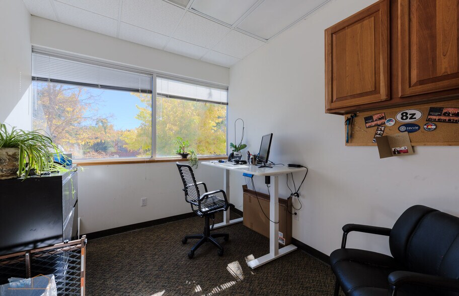 More Photos Of 4041 Hanover Way, Boulder Office For Sale