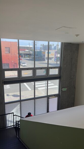 More Photos Of 311 Oak St, Oakland Apartments For Sale