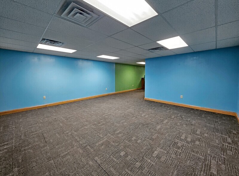 More Photos Of 205 Main St, Ridgway Office For Lease