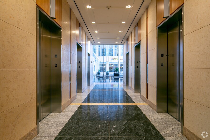 More Photos Of 3280 Peachtree Rd, Atlanta Unknown For Lease