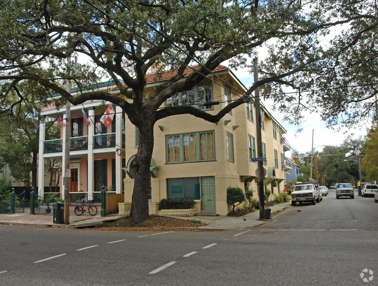 Primary Photo Of 1730 Prytania St, New Orleans Apartments For Sale