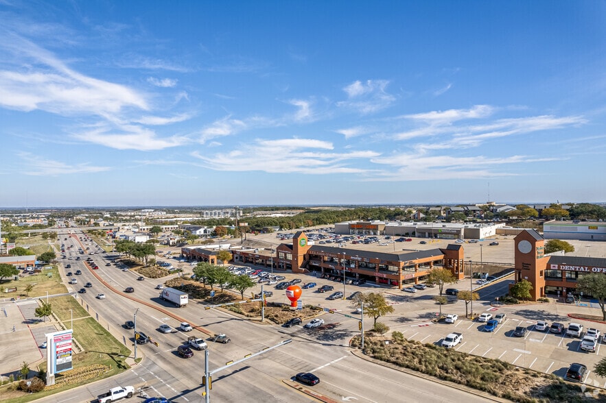 Primary Photo Of 2219 S Loop 288, Denton Unknown For Lease