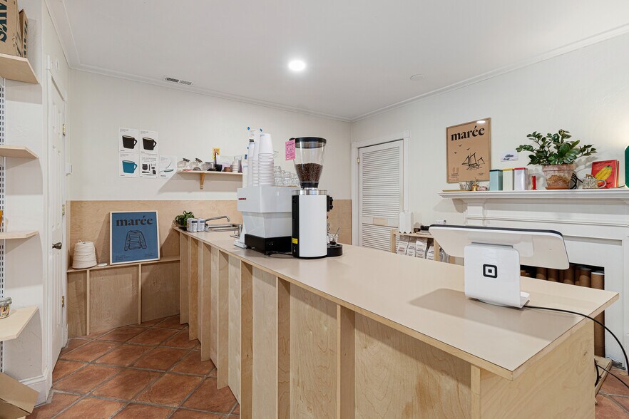 More Photos Of 119 Turner St, Beaufort Storefront Retail Office For Sale