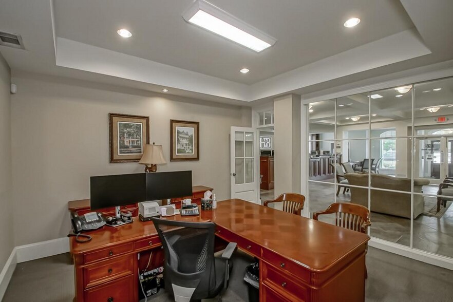 More Photos Of 200 Gause Blvd, Slidell Office For Sale
